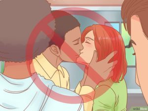 Как намекнуть девушке на поцелуй