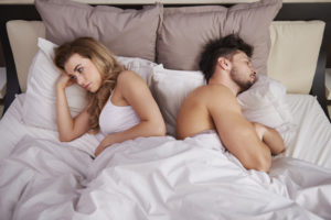 Как должна вести себя жена с мужем в постели
