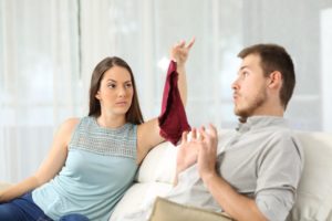 Жена избегает близости с мужем
