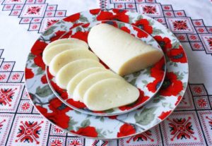 Приготовление твердого сыра в домашних условиях